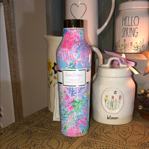 Lilly Pulitzer Other - Lilly Pulitzer Stainless Steel Water Bottle Featured In Cay To My Heart 20oz